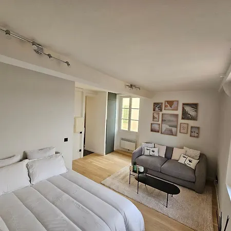 Face Port Vauban - En Plein Coeur Du Vieil Lägenhet