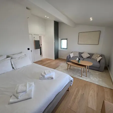 Face Port Vauban - Au Coeur Du Vieil Appartamento Antibes