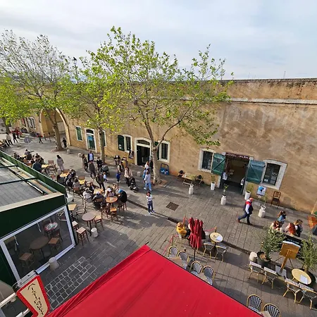 Face Port Vauban - En Plein Coeur Du Vieil *