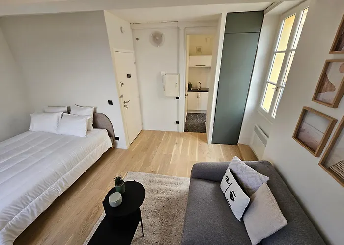 Face Port Vauban - Au Coeur Du Vieil *